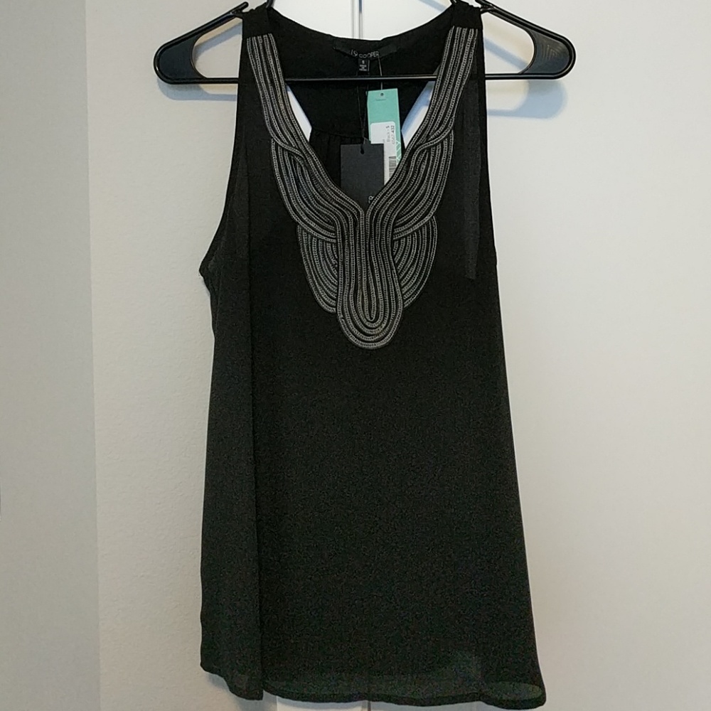 NWT 19 Cooper black embroidery sleeveless blouse,S